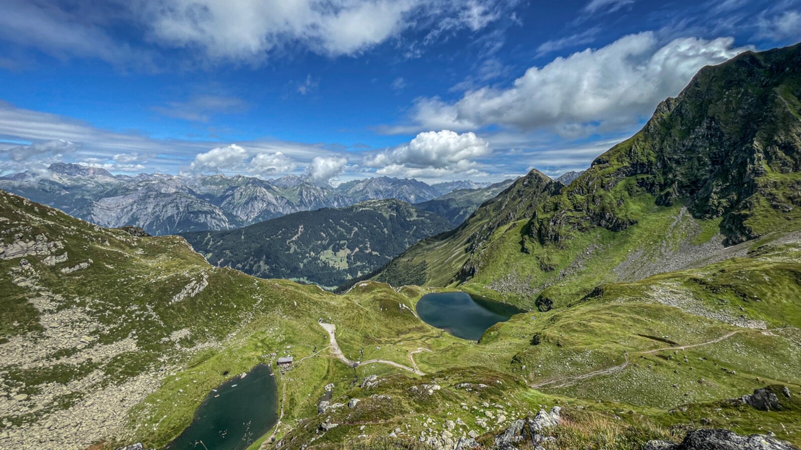 summer-in-the-mountains-silvretta-montafon